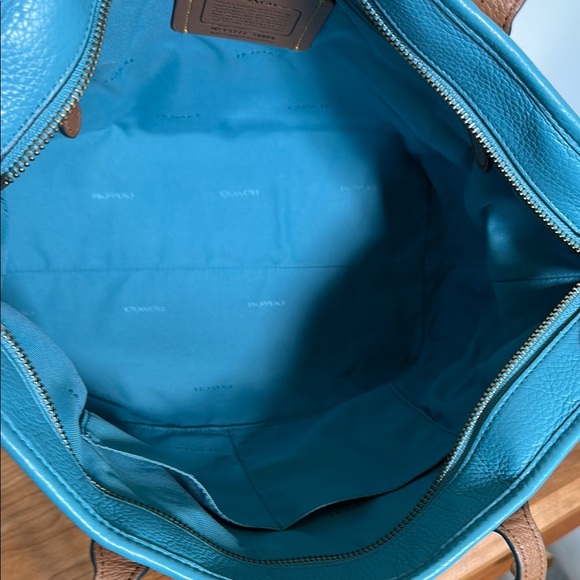 Coach Peanut Woodstock Blue Leather Tote Bag - Picture 8 of 10